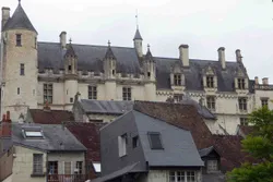 Loches